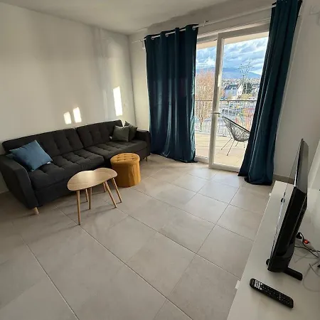 Bellevue Apartment